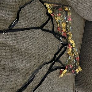 NWT Victoria's Secret garter belt